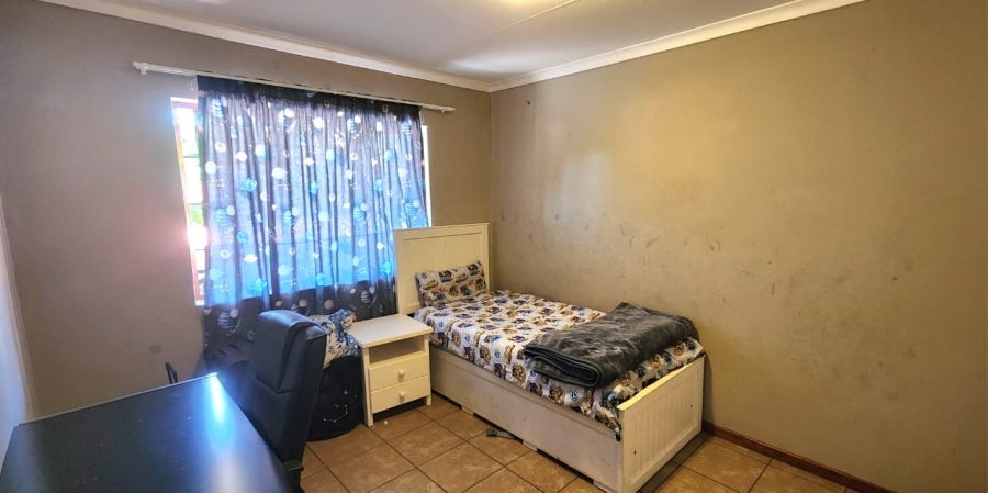 To Let 2 Bedroom Property for Rent in Brits North West